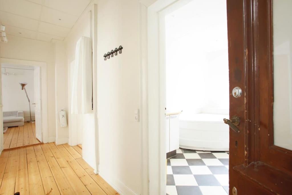 Large & Bright 3Br Apartment W Whirlpool Near Metro Κοπεγχάγη Εξωτερικό φωτογραφία