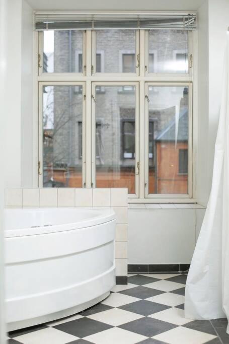 Large & Bright 3Br Apartment W Whirlpool Near Metro Κοπεγχάγη Εξωτερικό φωτογραφία