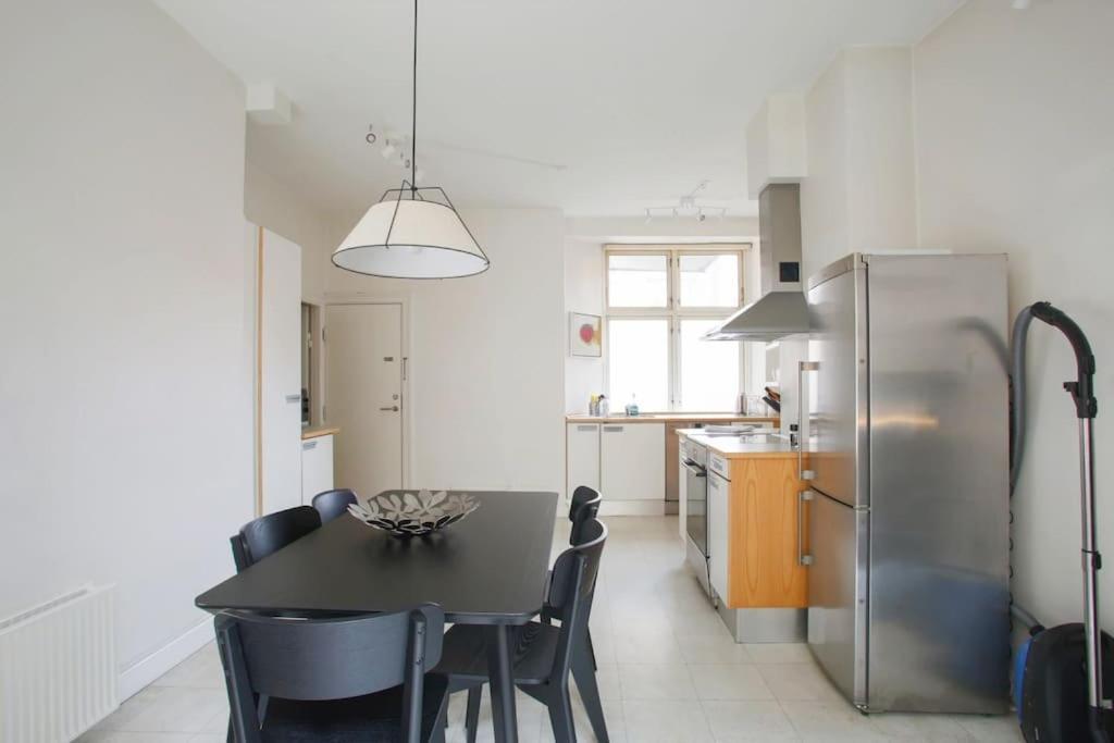 Large & Bright 3Br Apartment W Whirlpool Near Metro Κοπεγχάγη Εξωτερικό φωτογραφία
